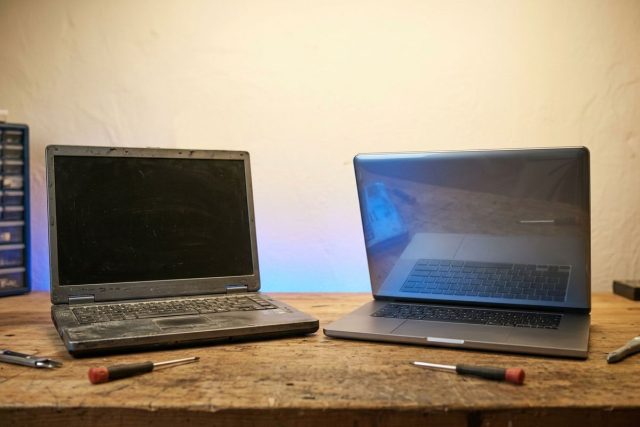 Repasovaná, nebo nová technika do firmy? Kdy se repas vyplatí
